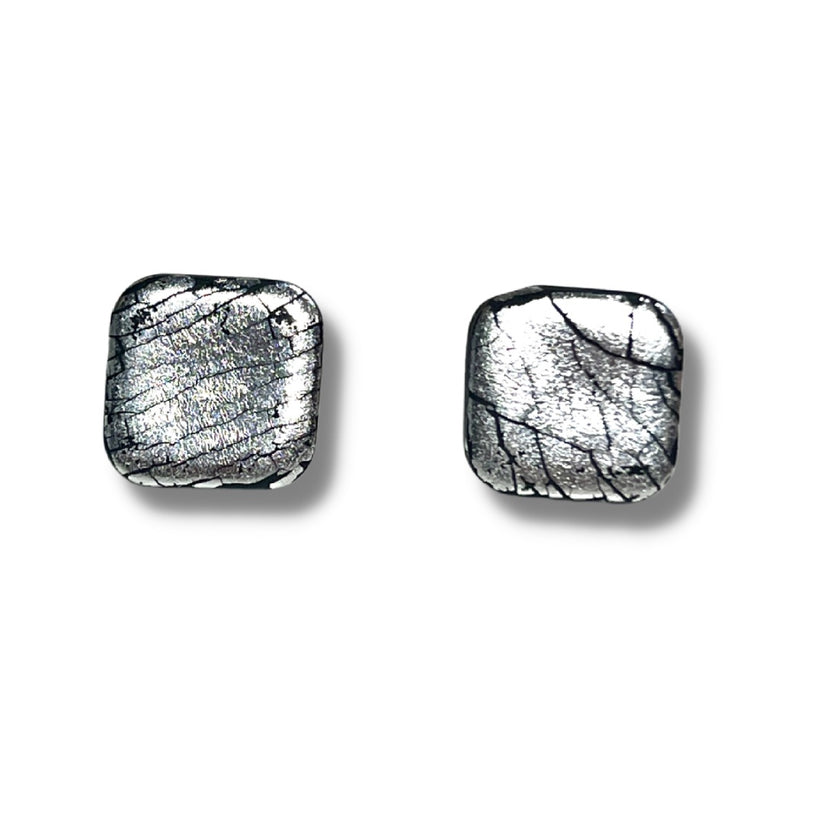 Amelia Studs