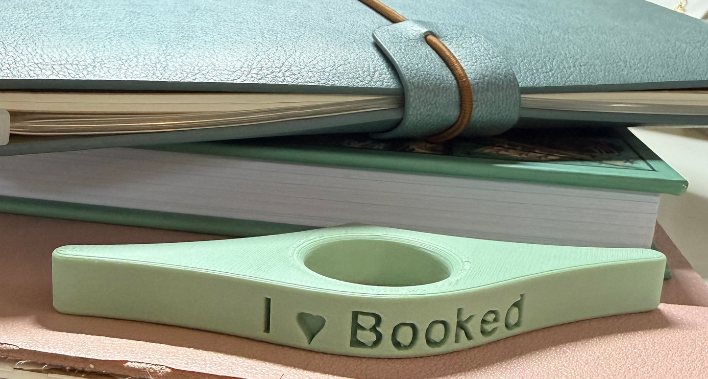Thumb Page Holder